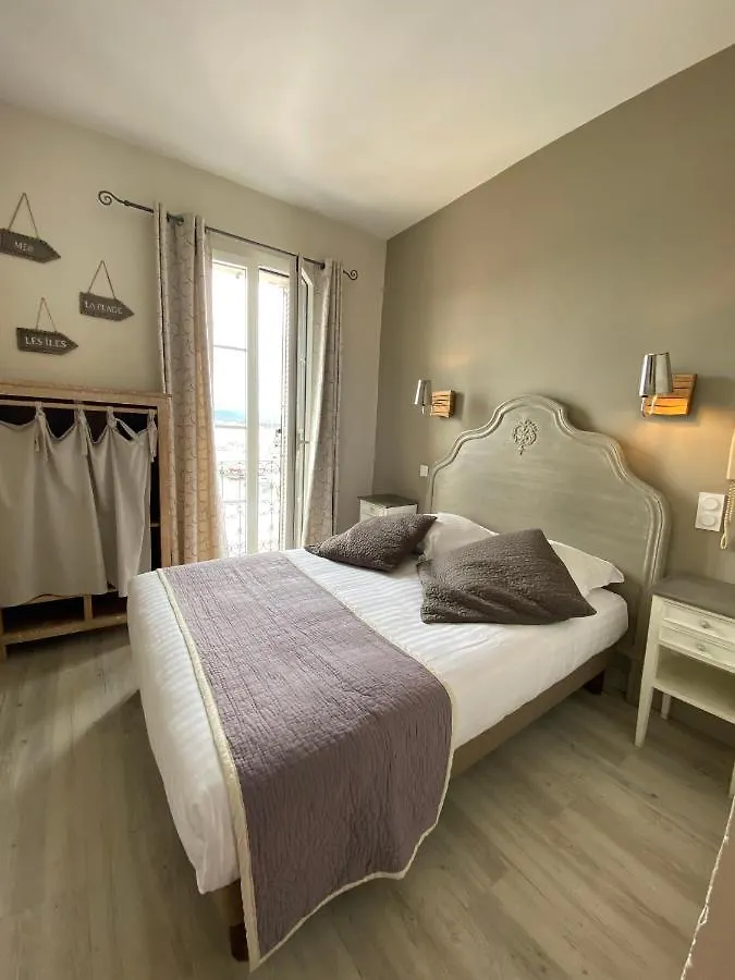 Hotel Restaurant De La Tour Sanary-sur-Mer